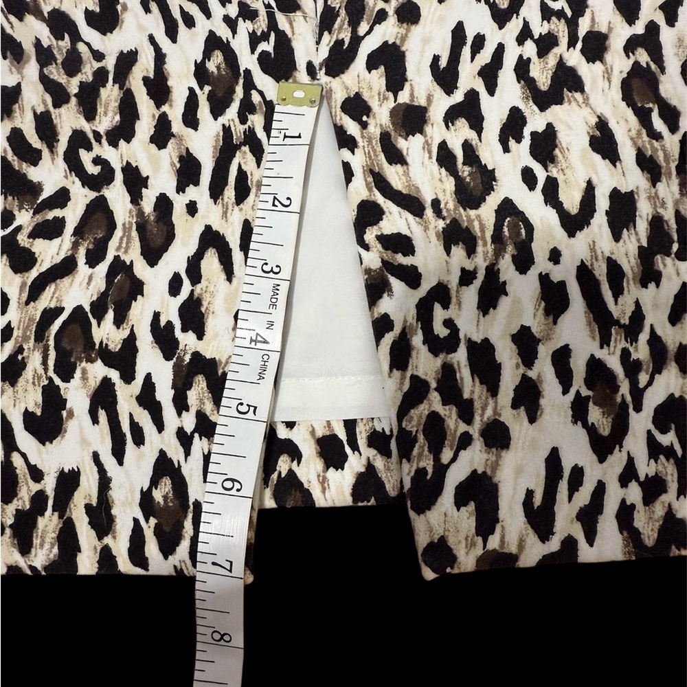 White House Black Market Women’s Animal Print Pencil Skirt Size 10 - Picture 4 of 8